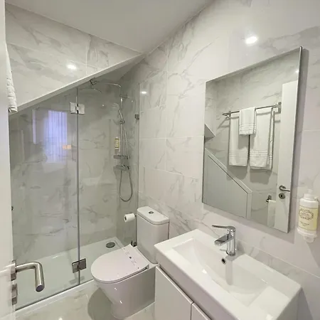 Mytrip Porto Vendégház 4*