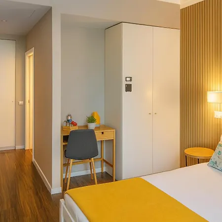 Pensjonat Mytrip Porto 4*